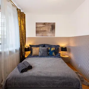Clicktheflat Bellottiego Hostel